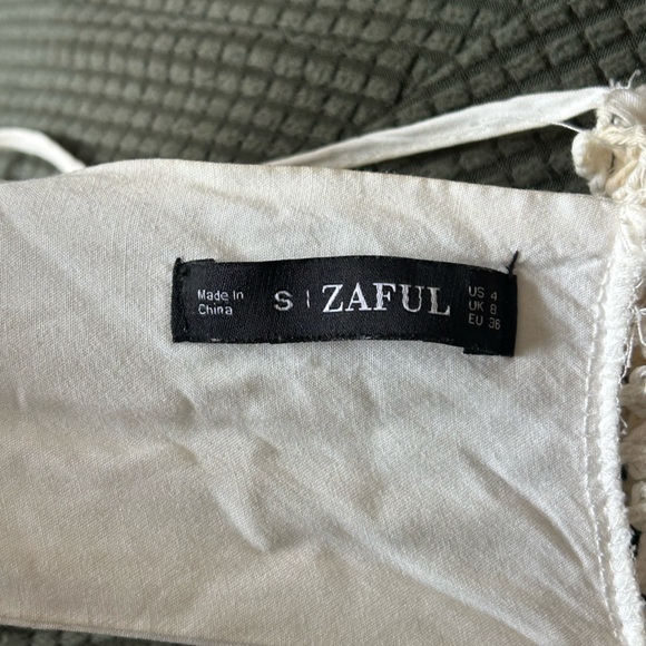 Zaful Cream Crochet Bodice Mini Dress - Picture 4 of 4